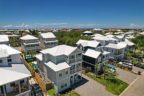 Aquamarine by Avantstay 7BR w/ Pool, Hot Tub, Outdoor Dining, BBQ & Ne