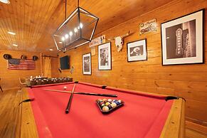 Tennessee Blue by Avantstayheart of Pigeon Forge!