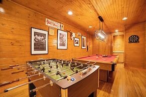 Tennessee Blue by Avantstayheart of Pigeon Forge!