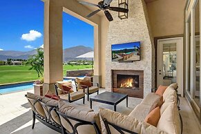 Legends by Avantstay Stunning Golf Villa Featuring Spa, Pool & Fire-pi