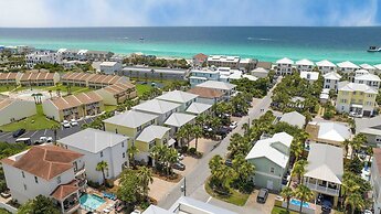 Vitamin Sea by Avantstayminutes From the Beach!