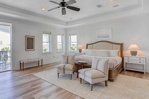 Vitamin Sea by Avantstayminutes From the Beach!