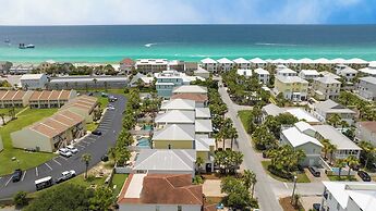 Vitamin Sea by Avantstayminutes From the Beach!