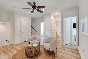 Vitamin Sea by Avantstayminutes From the Beach!