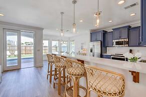 Vitamin Sea by Avantstayminutes From the Beach!