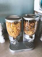 Blue Way Inn & Suites By Jasper Houston