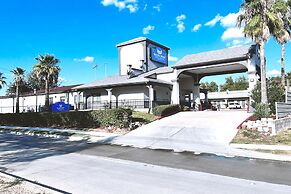 Blue Way Inn & Suites By Jasper Houston