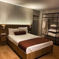 Casa Rosso Suite Hotel