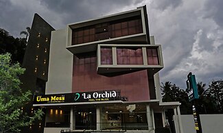 Treebo Premium La Orchid