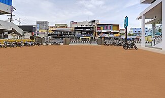 Treebo Premium La Orchid