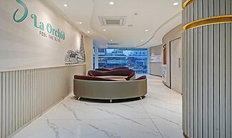 Treebo Premium La Orchid