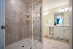 Luxurious 2 Bd Close to Disney @ Storey Lake 204 3131