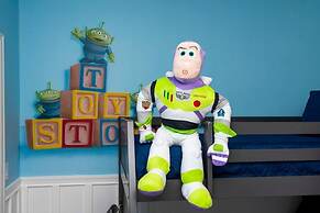 Luxurious 2 Bd Close to Disney @ Storey Lake 204 3131