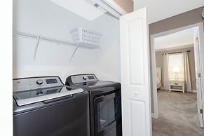 Gorgeous 4Bd Close to Disney w/ Pool @ Storey Lake 4243