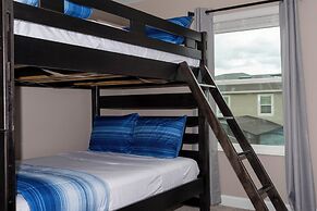 Gorgeous 4Bd Close to Disney w/ Pool @ Storey Lake 4243