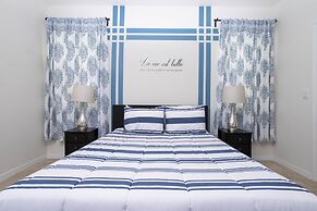 Gorgeous 5Bd w/ Pool & Jacuzzi @ Solterra Resort 6071