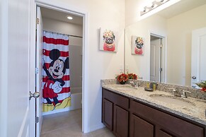 Gorgeous 5Bd w/ Pool & Jacuzzi @ Solterra Resort 6071