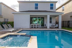 Luxurious 5Bd Single Family w Pool&Jacuzzi @Encore Resort 7432
