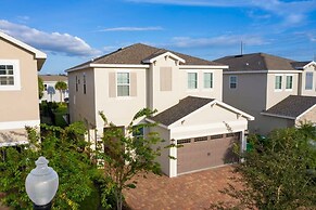 Luxurious 5Bd Single Family w Pool&Jacuzzi @Encore Resort 7432