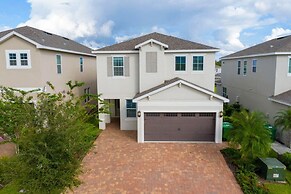 Luxurious 5Bd Single Family w Pool&Jacuzzi @Encore Resort 7432