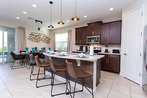 Luxurious 5Bd Single Family w Pool&Jacuzzi @Encore Resort 7432