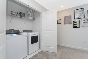 Joyful 8Bd Single Family w Pool @Champions Gate 9262