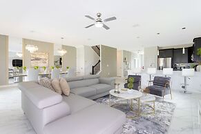 Joyful 8Bd Single Family w Pool @Champions Gate 9262