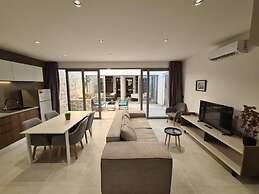 Sutivan Luxury Apartments