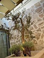 Sutivan Luxury Apartments