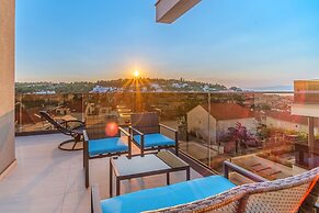 Sutivan Luxury Apartments