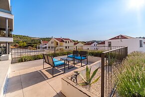 Sutivan Luxury Apartments