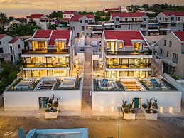 Sutivan Luxury Apartments