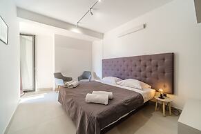 Sutivan Luxury Apartments