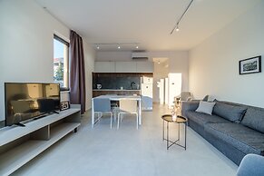 Sutivan Luxury Apartments