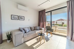 Sutivan Luxury Apartments