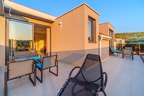 Sutivan Luxury Apartments