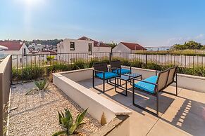 Sutivan Luxury Apartments