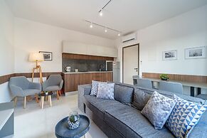 Sutivan Luxury Apartments