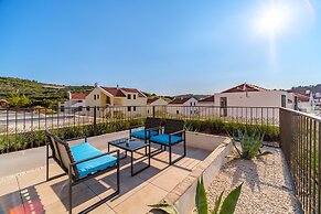 Sutivan Luxury Apartments