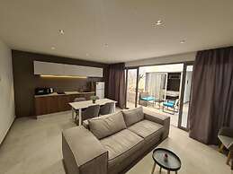 Sutivan Luxury Apartments