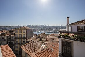 Liiiving in Porto - Ribeira Vintage View