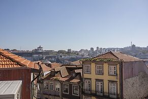 Liiiving in Porto - Ribeira Vintage View