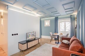 Liiiving - Ribeira Design Apartment
