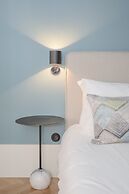 Liiiving - Ribeira Design Apartment