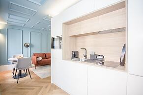 Liiiving - Ribeira Design Apartment