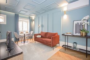 Liiiving - Ribeira Design Apartment