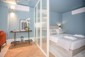 Liiiving - Ribeira Design Apartment