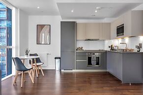 Stunning Serviced Apartment-Canary Wharf