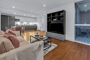 Stunning Serviced Apartment-Canary Wharf