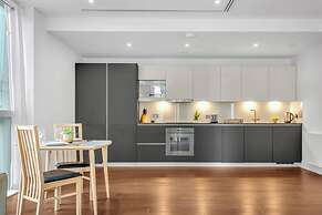 Stunning Serviced Apartment-Canary Wharf